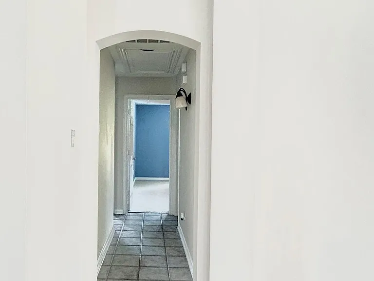 604 Peacock Dr — Photo 25