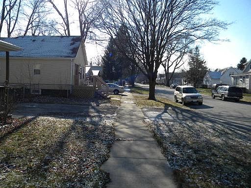 3rd image of 3423 S Wallace Ave