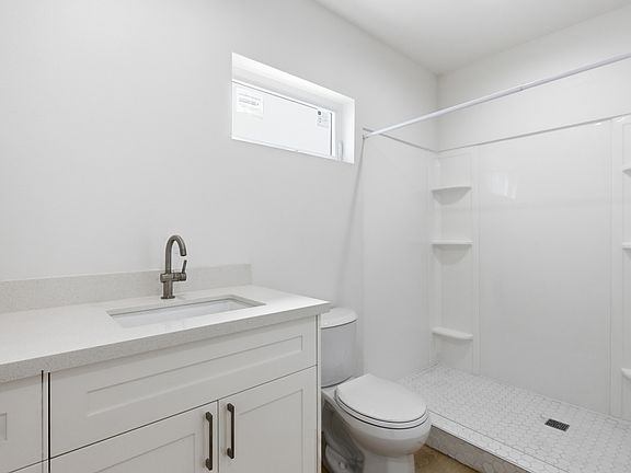 2nd image of 118 W 109th St #3/4