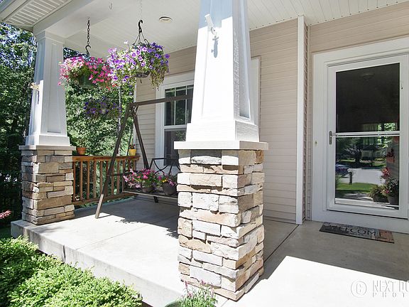 2nd image of 7086 Crescent Dr