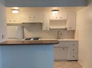 213 Kelp St, Manhattan Beach, CA 90266