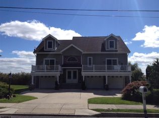 4 Warwick Ave, Somers Point, NJ 08244