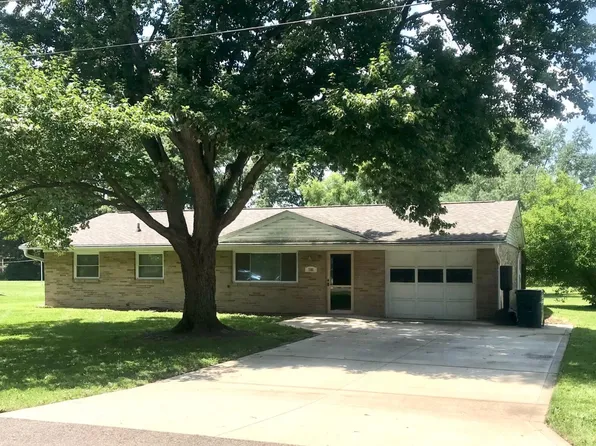 108 Sands Dr, Hebron, OH 43025