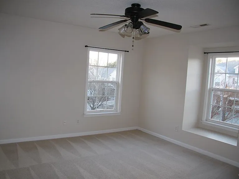 222 Northlands Dr — Photo 22