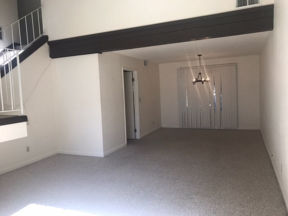 2nd image of 3020 Nikol St
