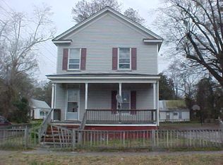 809 N McLewean St, Kinston, NC 28501