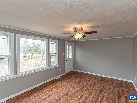 4th image of 112 Pines Ln