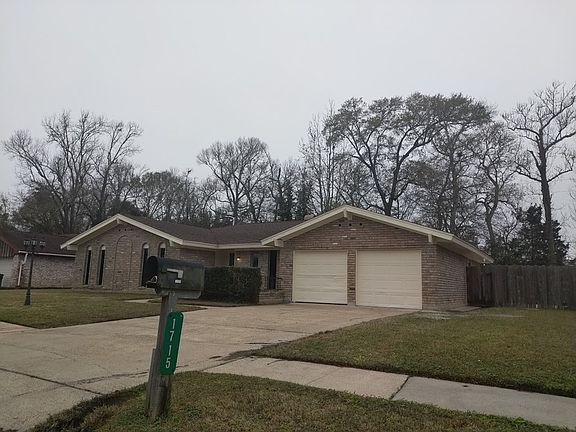 3rd image of 1715 King Arthur Ct