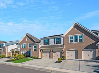 66 Waterlily Dr, Springboro, OH 45066