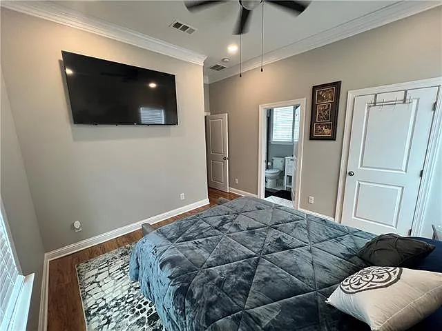 3232 Conti St — Photo 20