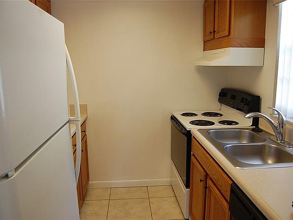 4th image of 416 E Harwood St APT 4
