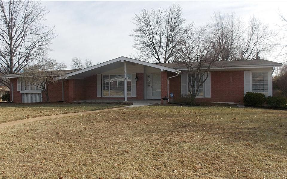 1st image of 519 Westwood