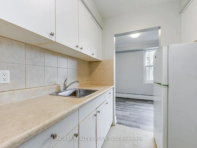 17 Station Rd #11 — Photo 4