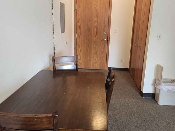 3rd image of 1514 Hill Ave