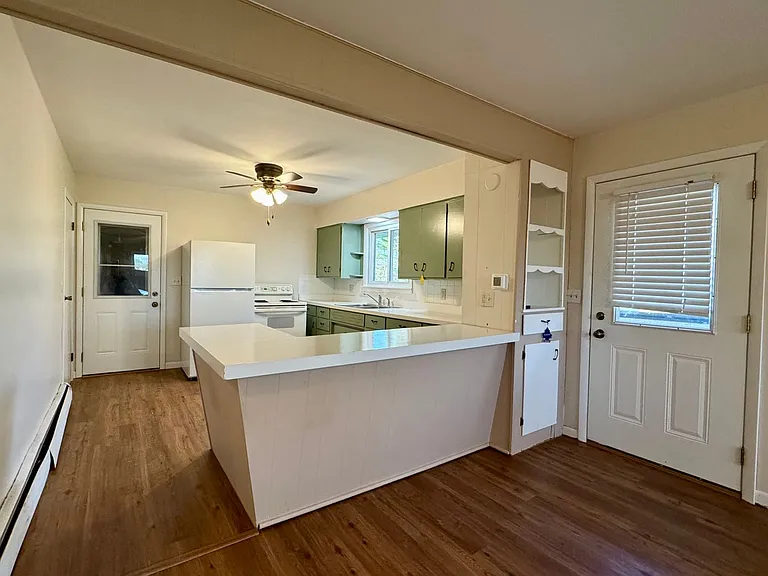 1121 Weggen Rd — Photo 5