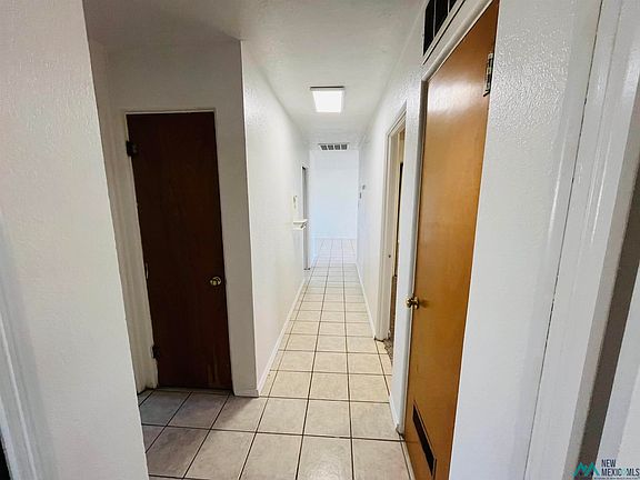 5th image of 209 E Berry Dr