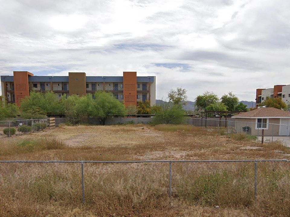 1st image of 731 E Jones Ave