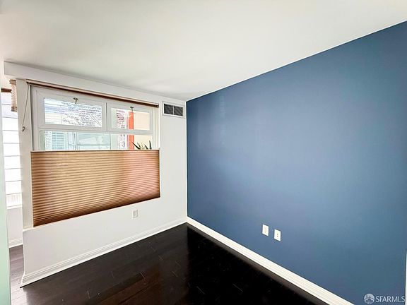2nd image of 555 4th St Unit 101