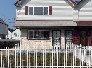 609 Beach 63rd St, Far Rockaway, NY 11692