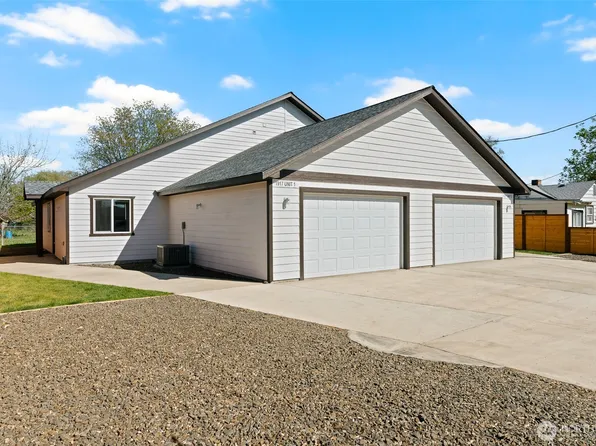 1917 Landon Avenue #1 & 2, Union Gap, WA 98903