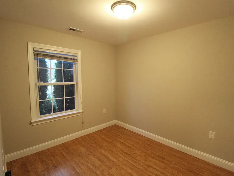 500 Callaway Cir — Photo 6