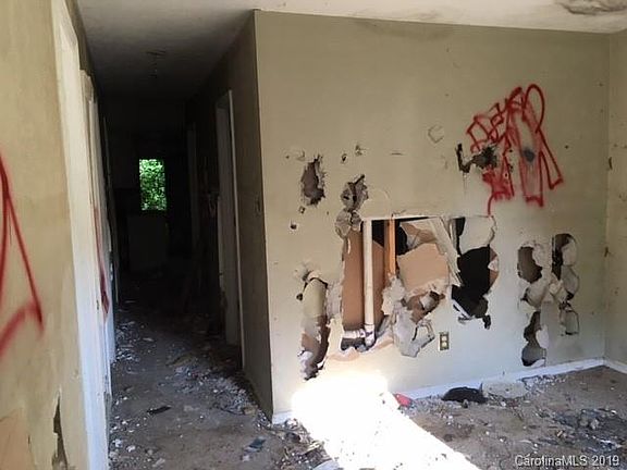 4th image of 1309 11th St