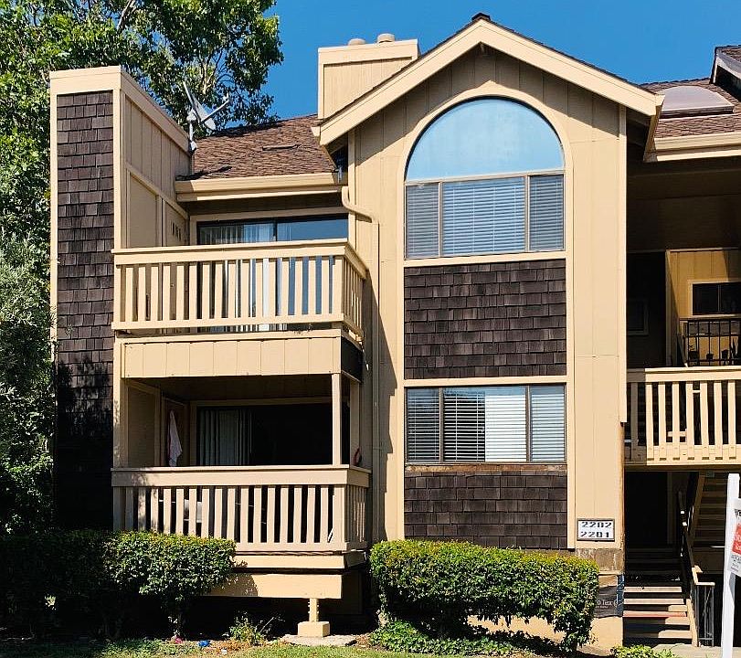 1st image of 2202 Brega Ln