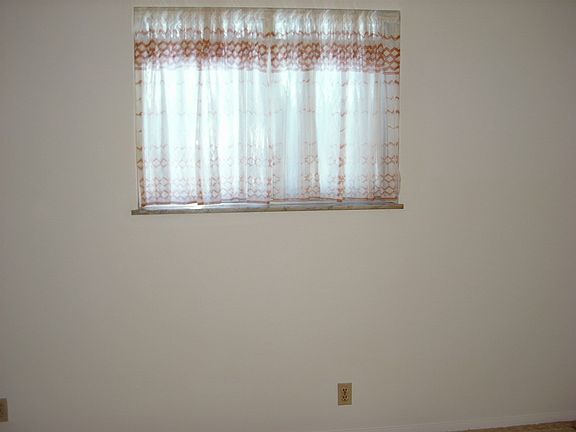 5th image of 35 W Lawrin Blvd