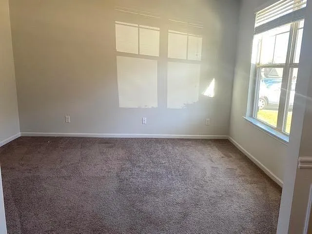 4 bed, 3.0 bath, 3024 sqft, $2,500 — Photo 3