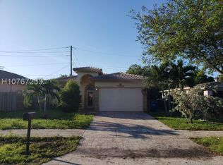 3004 NW 2nd St, Pompano Beach, FL 33060
