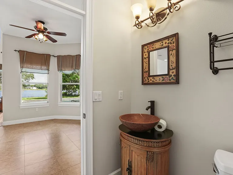 5554 Palm Lake Cir — Photo 42