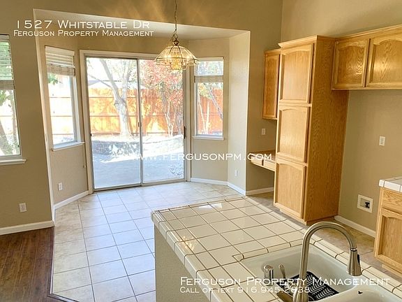 4th image of 1527 Whitstable Dr