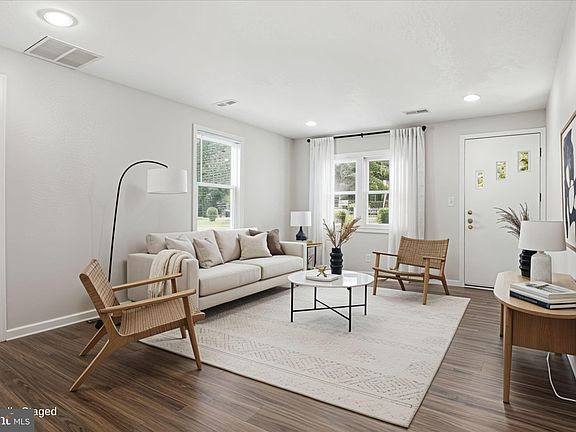 2nd image of 5242 Sands Rd