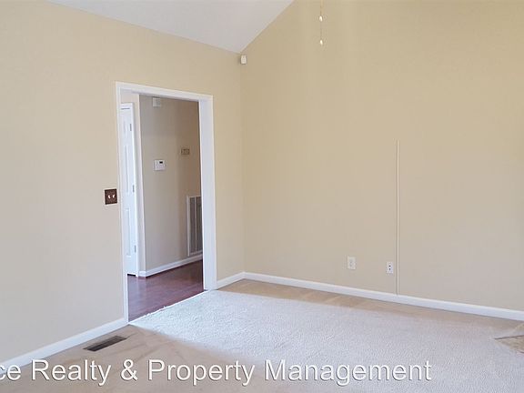 3rd image of 1177 Anthony Ct