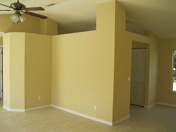 3rd image of 18026 Lake Worth Blvd