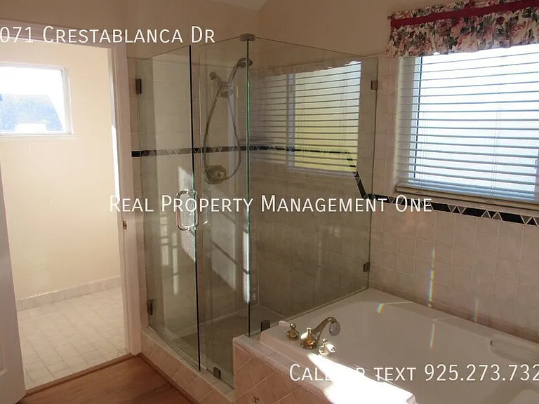 3071 Crestablanca Dr — Photo 36