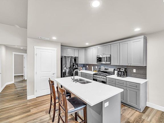 5th image of 8213 Coldwater Dr