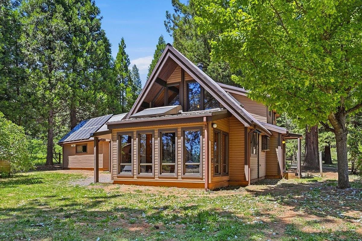 15101 Apple Blossom Way, Grass Valley, CA 95945 | Zillow