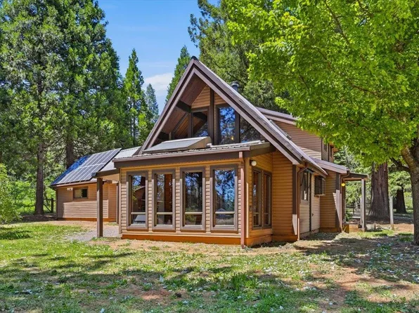 15101 Apple Blossom Way, Grass Valley, CA 95945