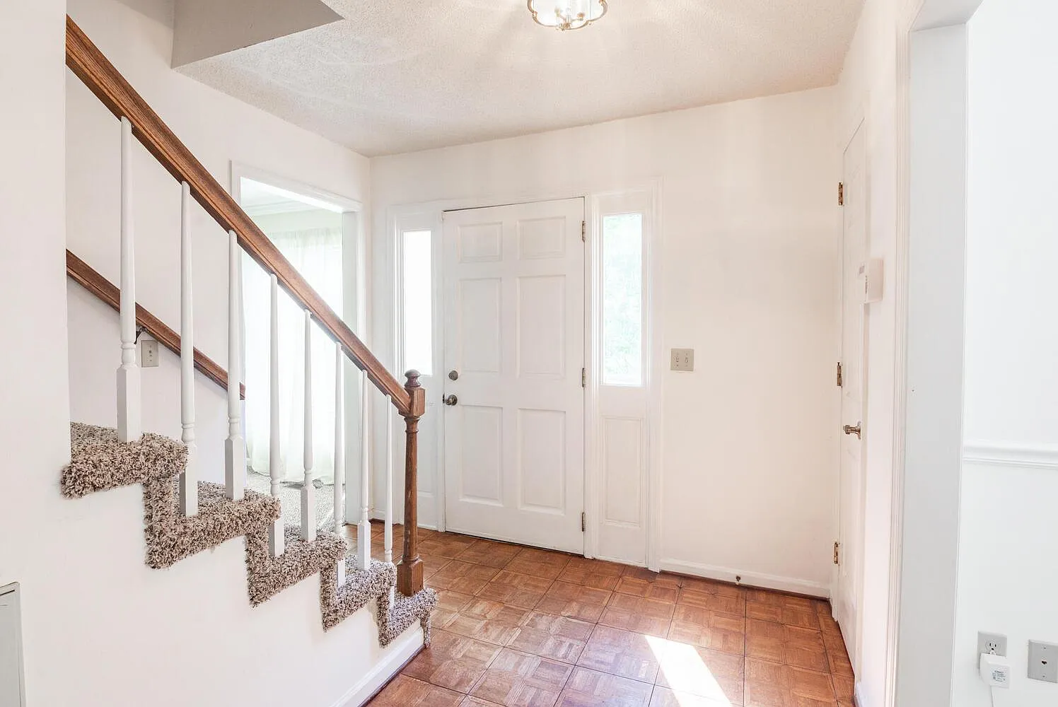 6508 Harbor View Dr — Photo 4