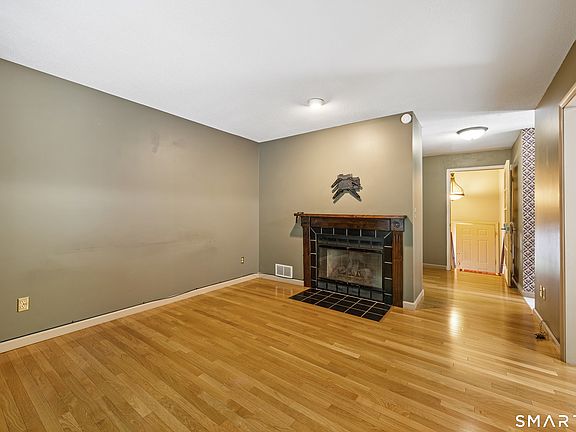 3rd image of 43 Quarry Village Road #43
