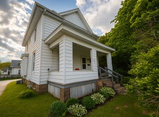 1309 S Main St, Bloomington, IL 61701