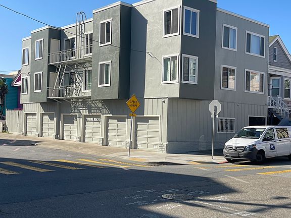 2nd image of 201 Onondaga Ave APT 4