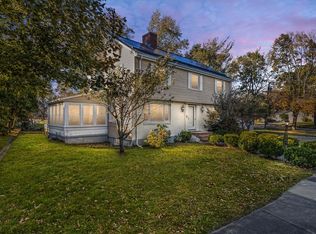 5 Voss Ter, Newton, MA 02459