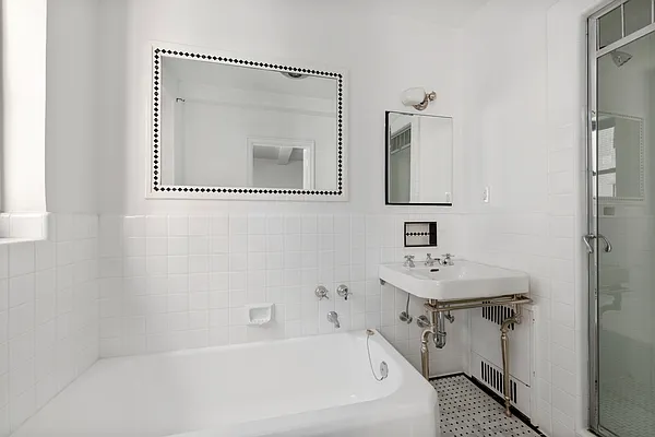 Rented by Compass | media 9