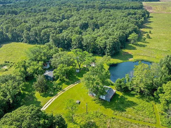 38569 Canelos Farm Rd, Truxton, MO 63381