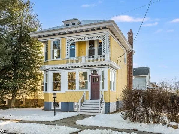 31 Tuscan St, Maplewood Twp., NJ 07040