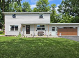 4020 N Ballard Rd, Appleton, WI 54913
