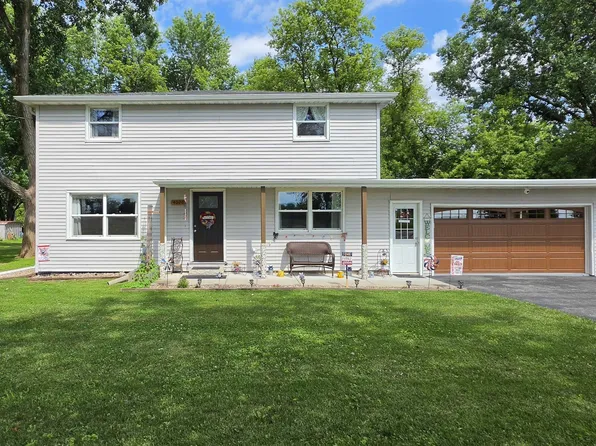 4020 N Ballard Rd, Appleton, WI 54913