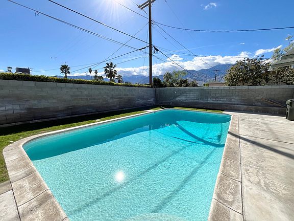 2nd image of 4019 E Calle San Raphael